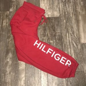 Tommy Hilfiger Sweatpants (LG)